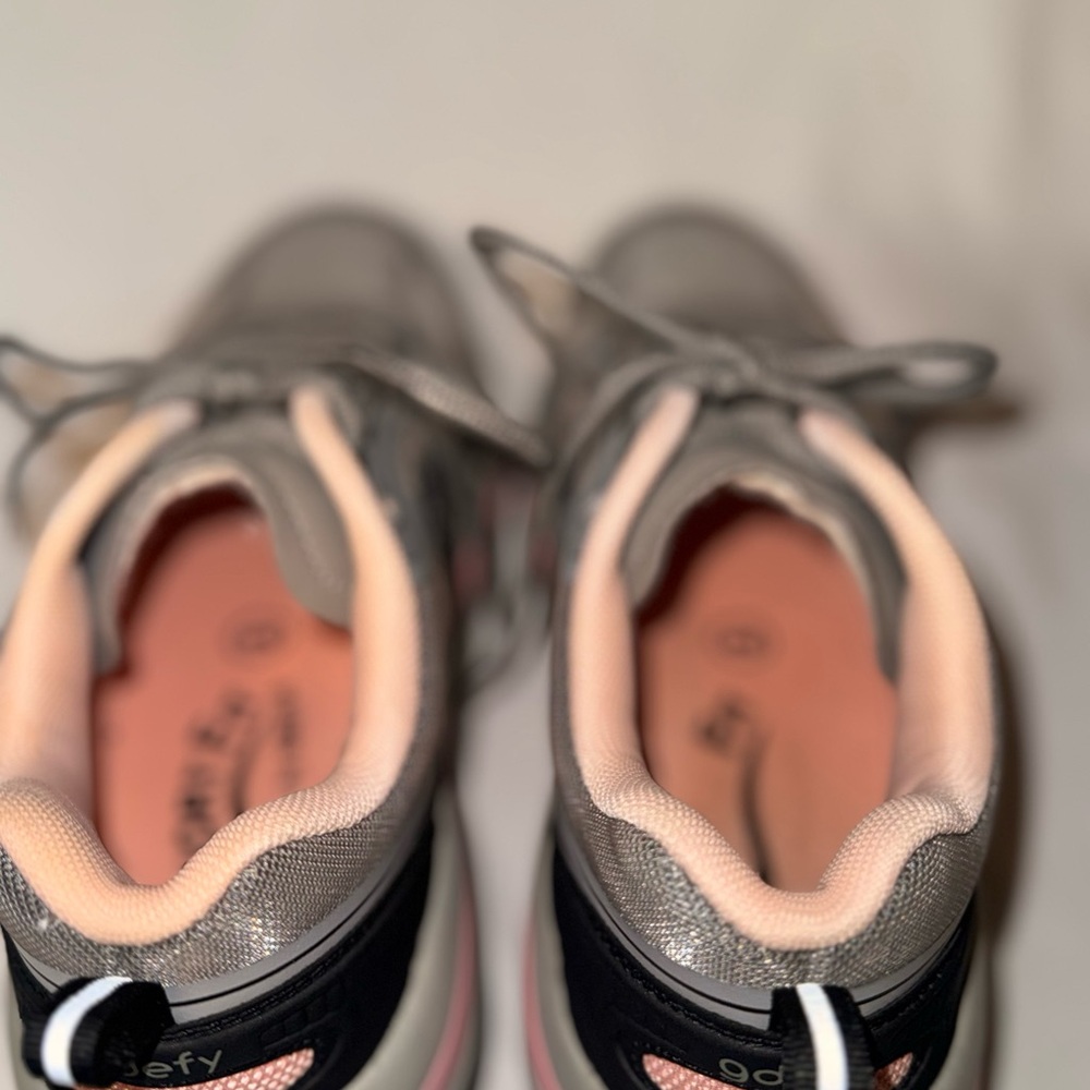 Gravity Defyer Gdefy Women’s Walking Shoes Size 9 Gray Pink Orthopedic - Picture 6 of 11